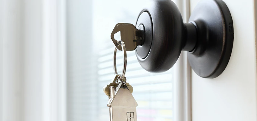 Bifold Door Knob Replacement in Santa Maria, California